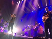 Lewis Del Mar / Young the Giant on Mar 9, 2017 [471-small]