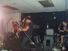 Cripple Mr. Onion / Slipping Tongue / Barracks / Devilskin / Kid Cynical on Jul 2, 2011 [980-small]
