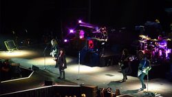 Def Leppard / Heart on Oct 12, 2011 [016-small]
