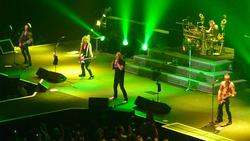Def Leppard / Heart on Oct 12, 2011 [034-small]