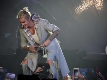 Justin Bieber / Corey Harper / Moxie Raia on Mar 11, 2016 [465-small]