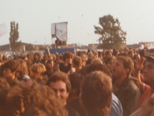 Bottles & cans flying, Reading Rock Festival 1983 on Aug 26, 1983 [247-small]