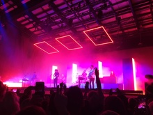 Wet / The 1975 on Jun 15, 2016 [640-small]