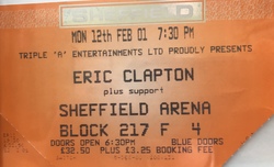 Eric Clapton on Feb 12, 2001 [910-small]