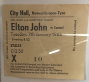 Elton John on Jan 7, 1986 [927-small]