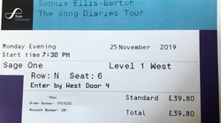 Sophie Ellis Bextor on Nov 25, 2019 [801-small]