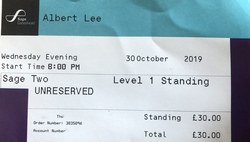 Albert Lee on Oct 30, 2019 [845-small]