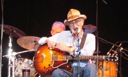 Don Williams on Feb 16, 2012 [698-small]