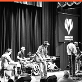 Micky and the Motorcars on May 7, 2016 [866-small]