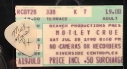 Mötley Crüe / Lita Ford on Jul 28, 1990 [985-small]