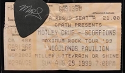 Mötley Crüe / Scorpions / Laidlaw on Aug 29, 1999 [006-small]