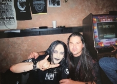 Faster Pussycat / L.A. Guns on Aug 4, 2001 [802-small]
