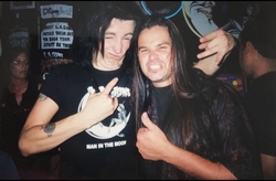 Faster Pussycat / L.A. Guns on Aug 4, 2001 [803-small]