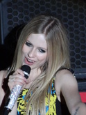 Avril Lavigne / Lawson on Sep 23, 2011 [003-small]