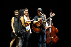 Jason Mraz on Jan 28, 2014 [220-small]