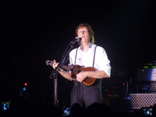 Paul McCartney on Dec 20, 2010 [316-small]