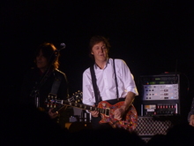 Paul McCartney on Dec 20, 2010 [317-small]