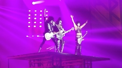 KISS / The Dives on May 28, 2017 [725-small]