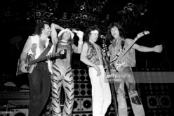 Van Halen / Autograph on Mar 30, 1984 [350-small]