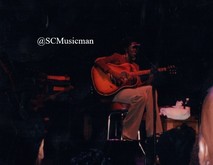 Lauryn Hill on Aug 8, 2002 [714-small]