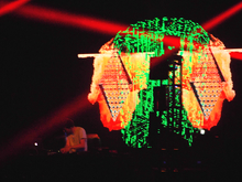 Porter Robinson on Nov 22, 2013 [680-small]
