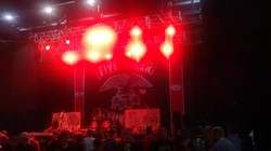 Five Finger Death Punch / 36 Crazyfists on May 2, 2015 [250-small]