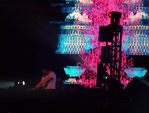 Porter Robinson on Nov 22, 2013 [692-small]