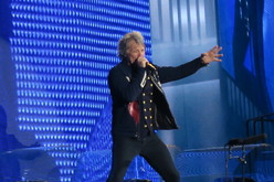 Bon Jovi / Def Leppard on Jun 11, 2019 [184-small]
