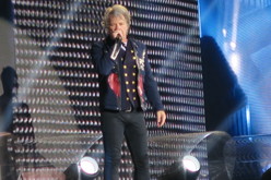 Bon Jovi / Def Leppard on Jun 11, 2019 [186-small]