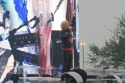 Bon Jovi / Def Leppard on Jun 11, 2019 [187-small]