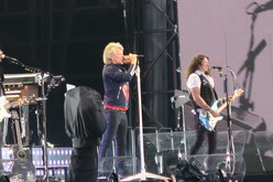 Bon Jovi / Def Leppard on Jun 11, 2019 [207-small]