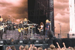 Bon Jovi / Def Leppard on Jun 11, 2019 [213-small]