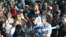 Keith Urban / Cam / Drake White & The Big Fire on Mar 3, 2019 [272-small]