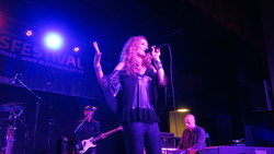 Dana Fuchs on Sep 29, 2018 [333-small]