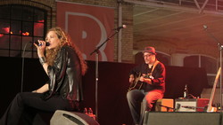 Dana Fuchs on Aug 3, 2018 [355-small]