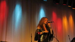 Dana Fuchs on Apr 20, 2018 [451-small]