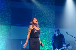 Beth Hart on Nov 21, 2017 [576-small]
