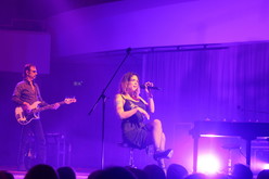 Beth Hart on Nov 21, 2017 [580-small]