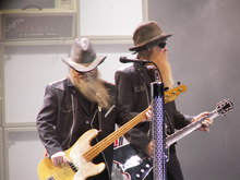 ZZ Top / THE PRETENDERS / The Stray Cats on Aug 11, 2007 [802-small]