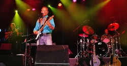 Glen Campbell on Aug 1, 2009 [825-small]