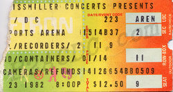 AC/DC  / Midnight Flyer on Feb 23, 1982 [258-small]