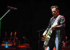 Gary Allan / Tucker Beathard on Sep 10, 2021 [250-small]