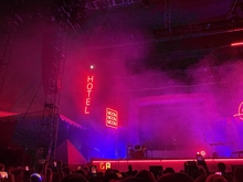 Glass Animals / Binki on Sep 19, 2021 [558-small]