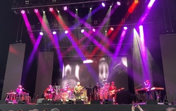 Daryl Hall & John Oates / Squeeze / KT Tunstall on Sep 24, 2021 [064-small]