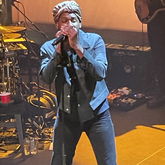 Leon Bridges / Abraham Alexander on Sep 27, 2021 [356-small]