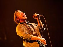 Pearl Jam on Oct 1, 2014 [766-small]