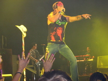 Mötley Crüe / Poison / New York Dolls on Jun 15, 2011 [782-small]