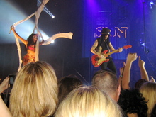 Mötley Crüe / Poison / New York Dolls on Jun 15, 2011 [784-small]