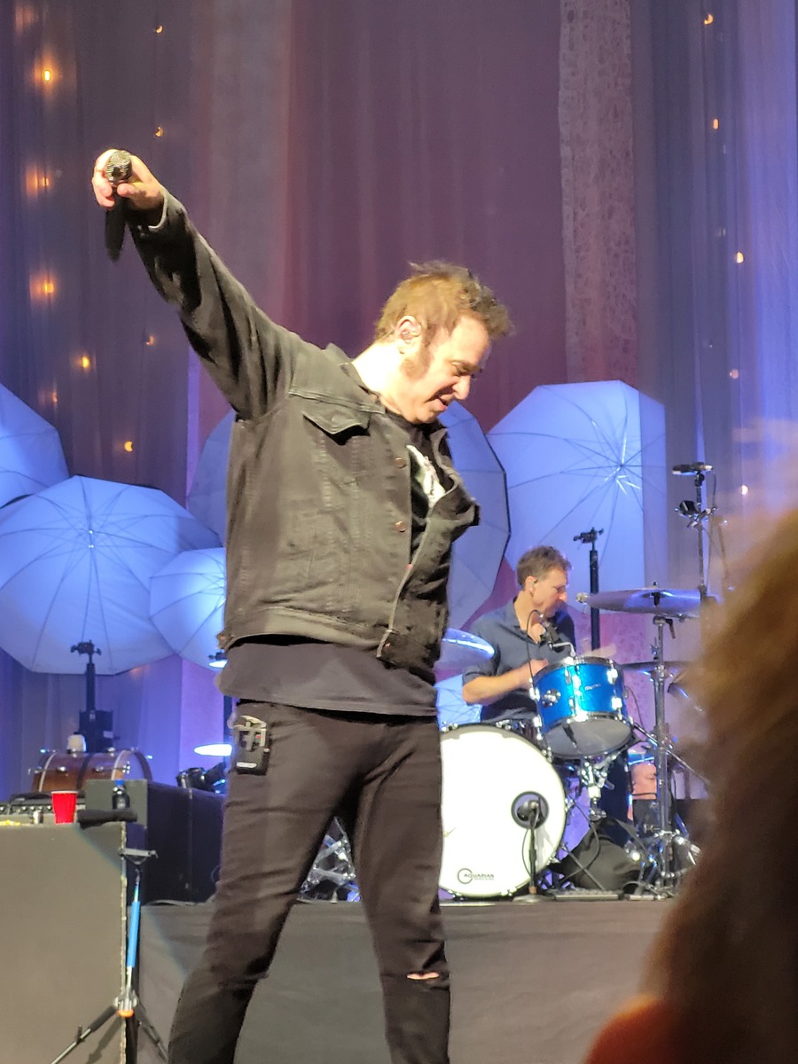 The Counting Crows Concert & Tour History Concert Archives