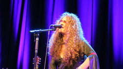 Dana Fuchs on Oct 7, 2021 [675-small]
